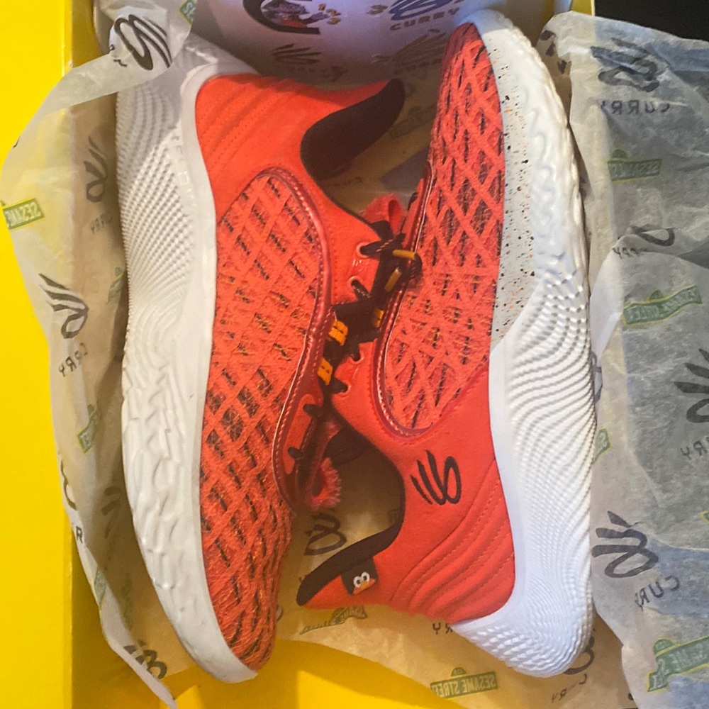 Under Armour Curry 9 Sesame Street, Size: M 11, W 12.5